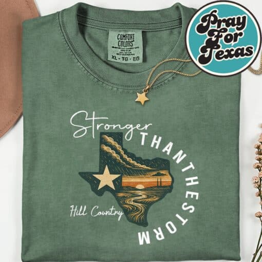 Vintage Pray for Texas Shirt - Image 10