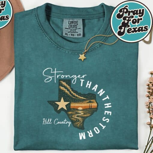 Vintage Pray for Texas Shirt - Image 5