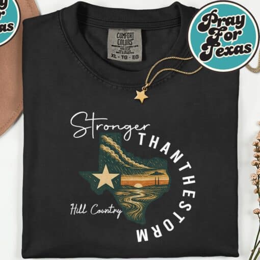 Vintage Pray for Texas Shirt - Image 7